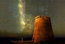 torres y atalayas de Mallorca se iluminarán este sábado para reivindicar la conservación de este patrimonio y sensibilizar a la ciudadanía sobre el drama que sufren las personas refugiadas.