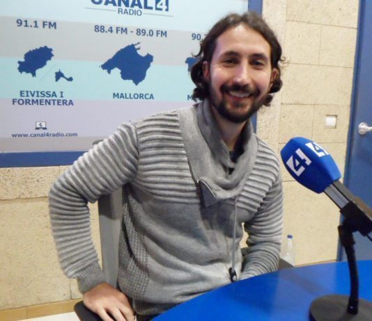 Gustavo Artigues presenta su primer libro M M M Vida en la Oscuridad Gustavo Artigues Maestre