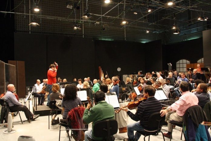 La Orquesta Sinfónica de Baleares ofrecerá esta semana tres conciertos en Palma, Girona y Barcelona