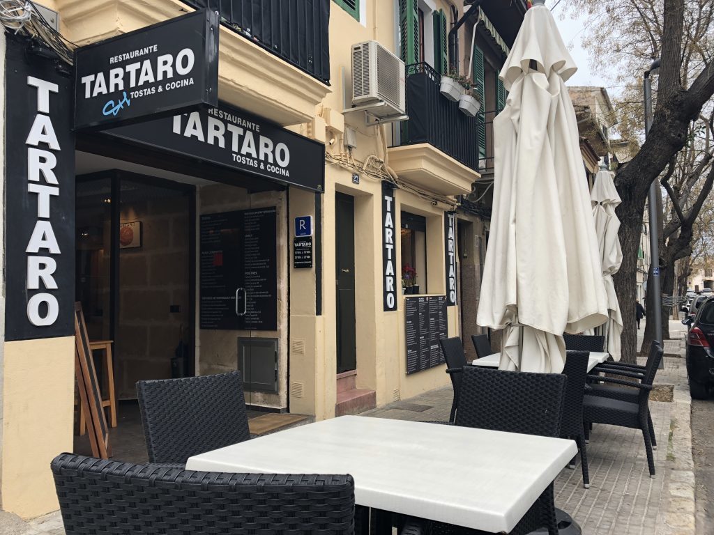 Exterior de restaurante tártaro 