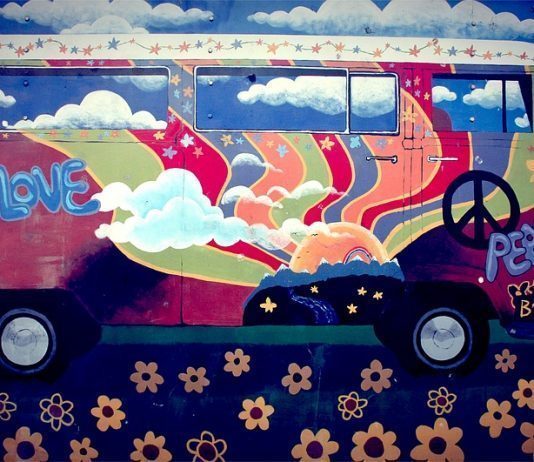 Cap Vermell Country Club estrena temporada con la segunda Flower Power