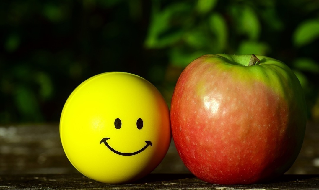 Lova Apple