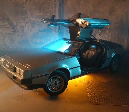 Delorean de Regreso al futuro