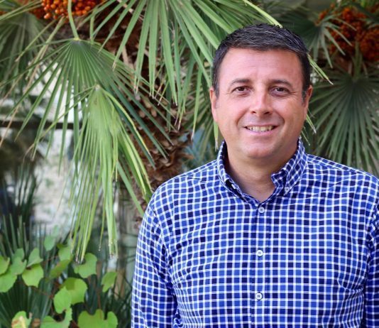 Tolo Deyá analiza el turismo de incentivos ante el inicio del curso MICE e intermediación turística en la UIB