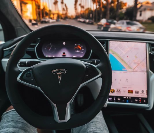 Taxis autónomos de Tesla