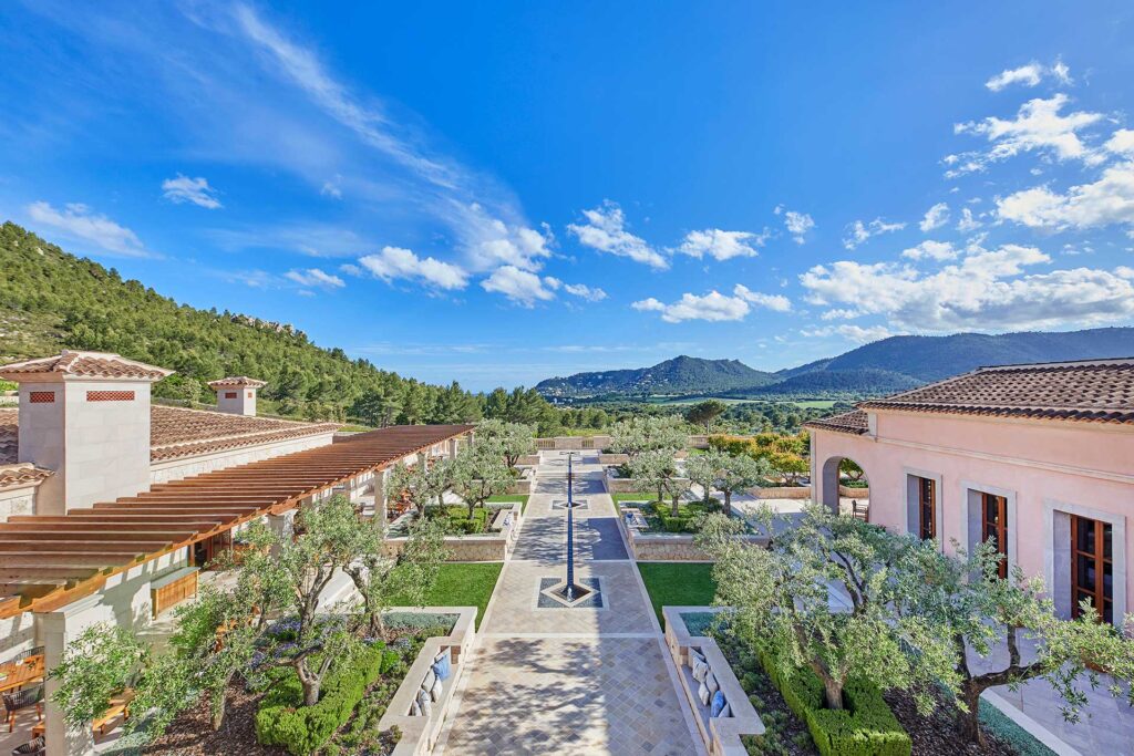 CAP VERMELL RESORT