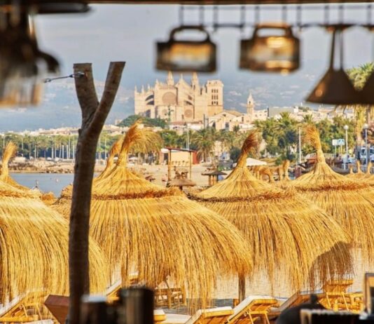 Bajo el sol de Assaona