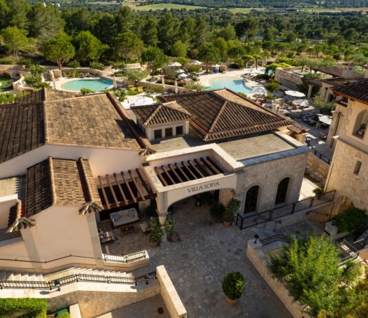 La alta cocina de Álvaro Salazar llega a Villa Sofia con un plato exclusivo para este verano